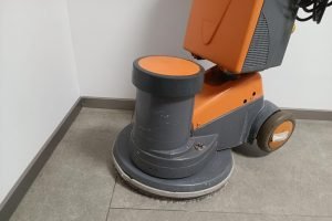 cleaning-materials-and-equipment-7-points-to-note-before-hiring-an-end-of-tenancy-cleaning-savvyhome-singapore