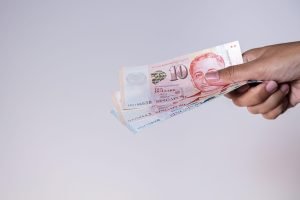 8 Reasons To Hire Professional End Of Tenancy Cleaning Services in Singapore 7 security-deposit-8-reasons-why-you-should-hire-professional-end-of-tenancy-cleaning-savvyhome-singapore